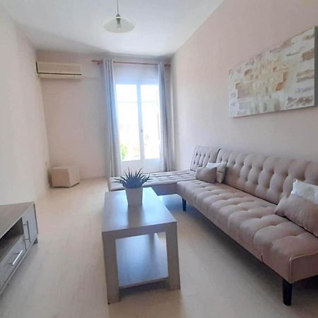 Tasias Apartments ลิคชูรี ภายนอก รูปภาพ