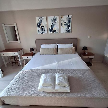 Tasias Apartments ลิคชูรี ภายนอก รูปภาพ
