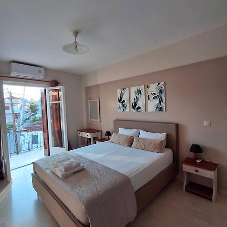 Tasias Apartments ลิคชูรี ภายนอก รูปภาพ