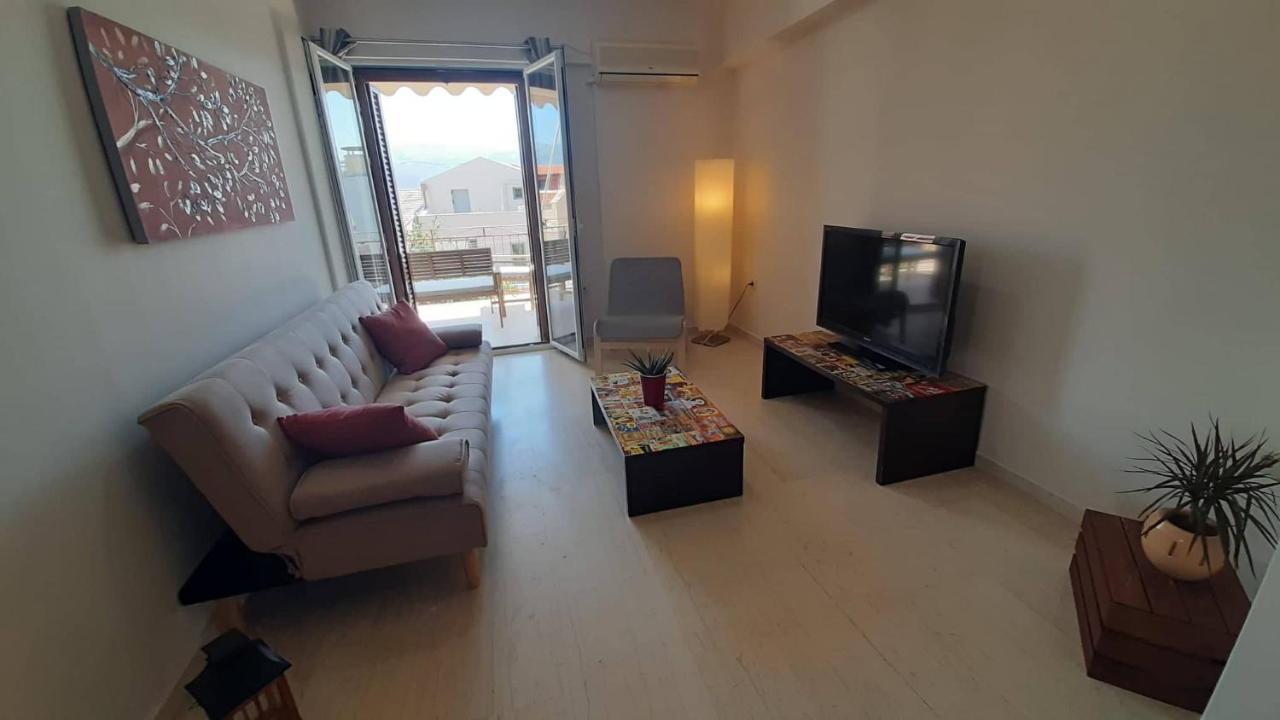 Tasias Apartments ลิคชูรี ภายนอก รูปภาพ