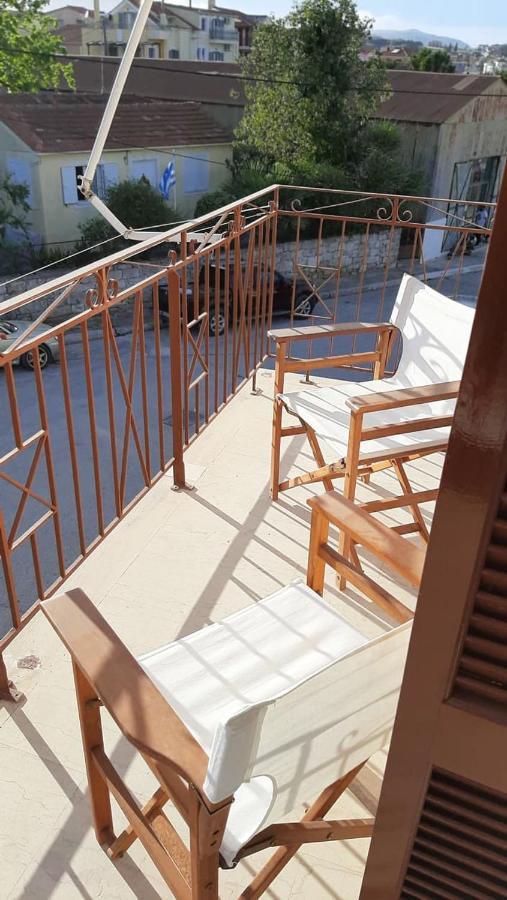 Tasias Apartments ลิคชูรี ภายนอก รูปภาพ