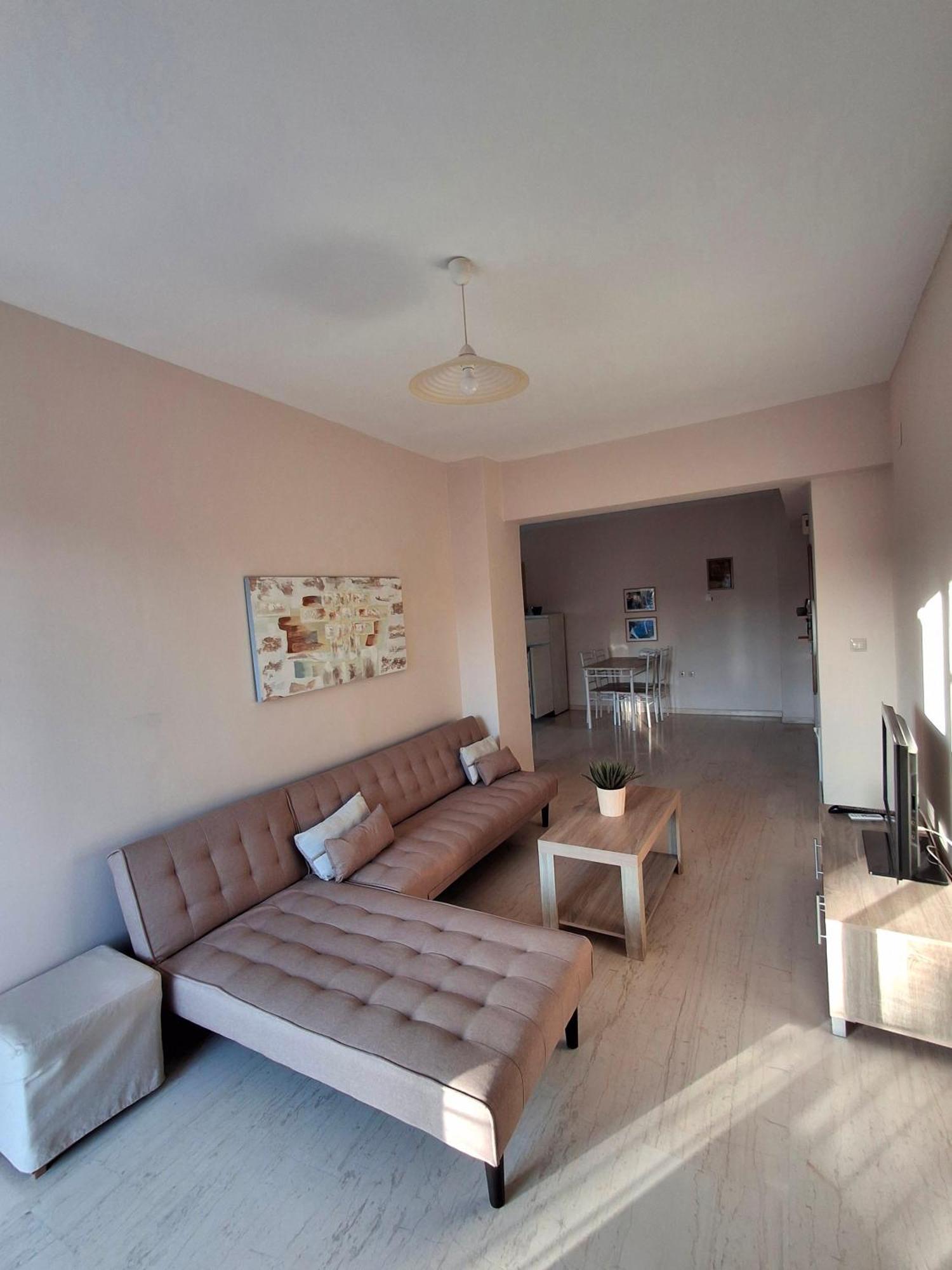 Tasias Apartments ลิคชูรี ภายนอก รูปภาพ